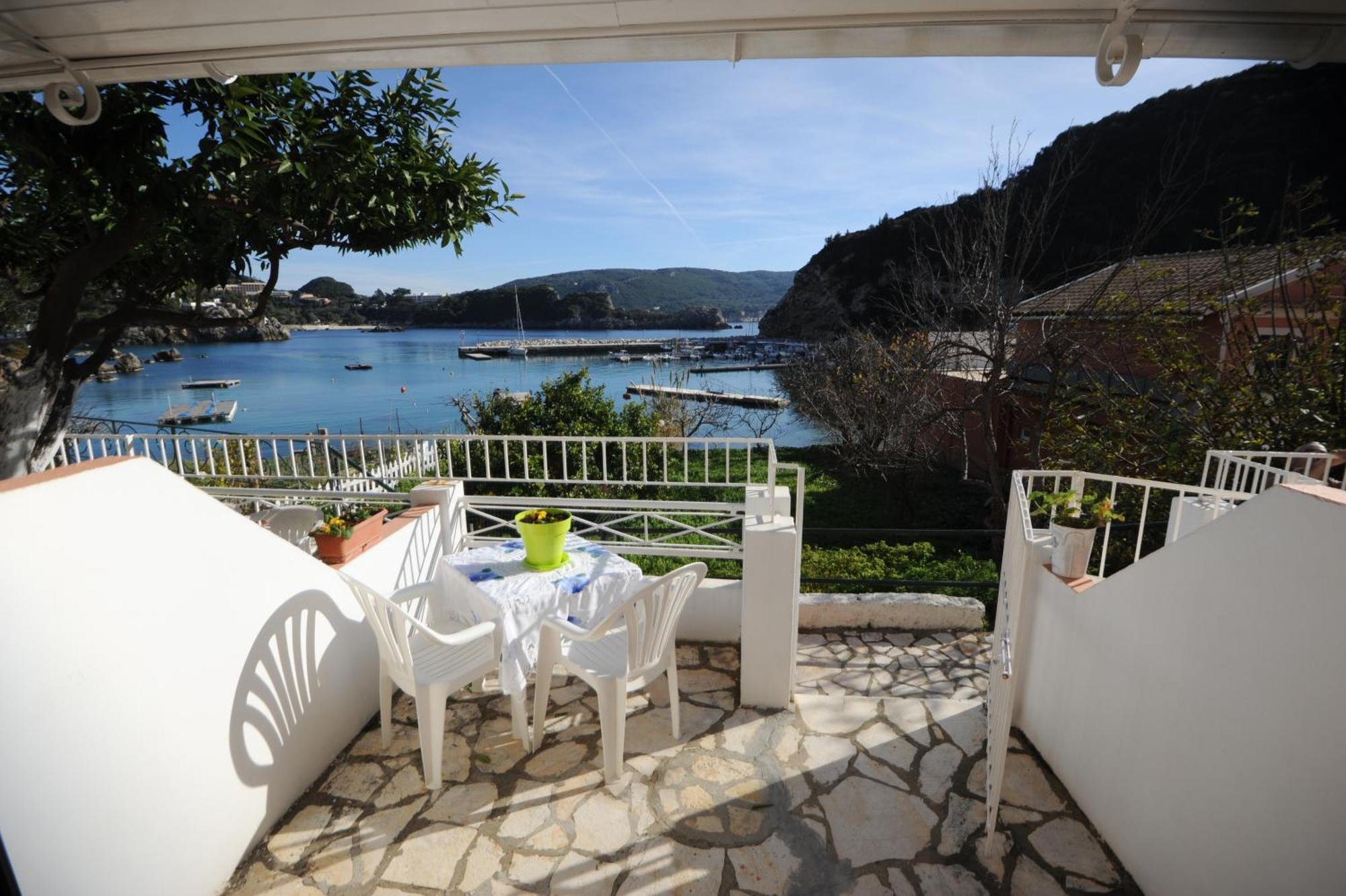 Molos Beach Apartments Paleokastritsa Exterior photo